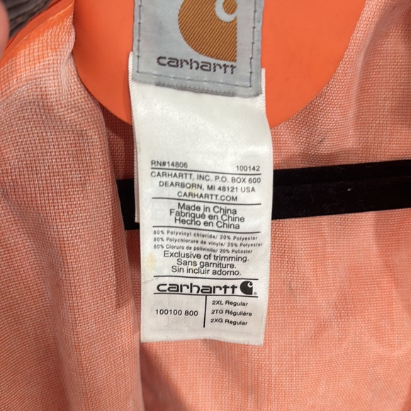 Carhartt rain Jacket pretty well worn but still completely water proof. - Picture 4 of 8